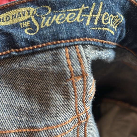 Old Navy Bermuda Jean shorts 8 medium rise - Picture 4 of 5